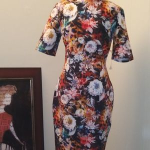 NWT Paper Dolls Floral Print Midi Dress Size 4
